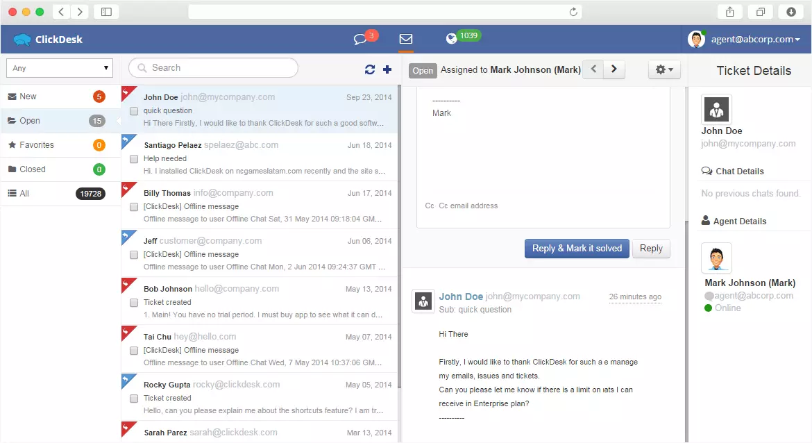 ClickDesk dashboard and live chat
