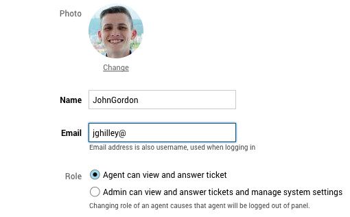 Agent role in LiveAgent
