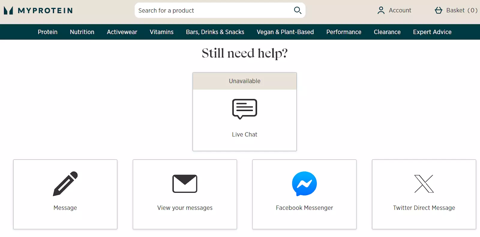 Страница поддержки MyProtein с каналами коммуникации